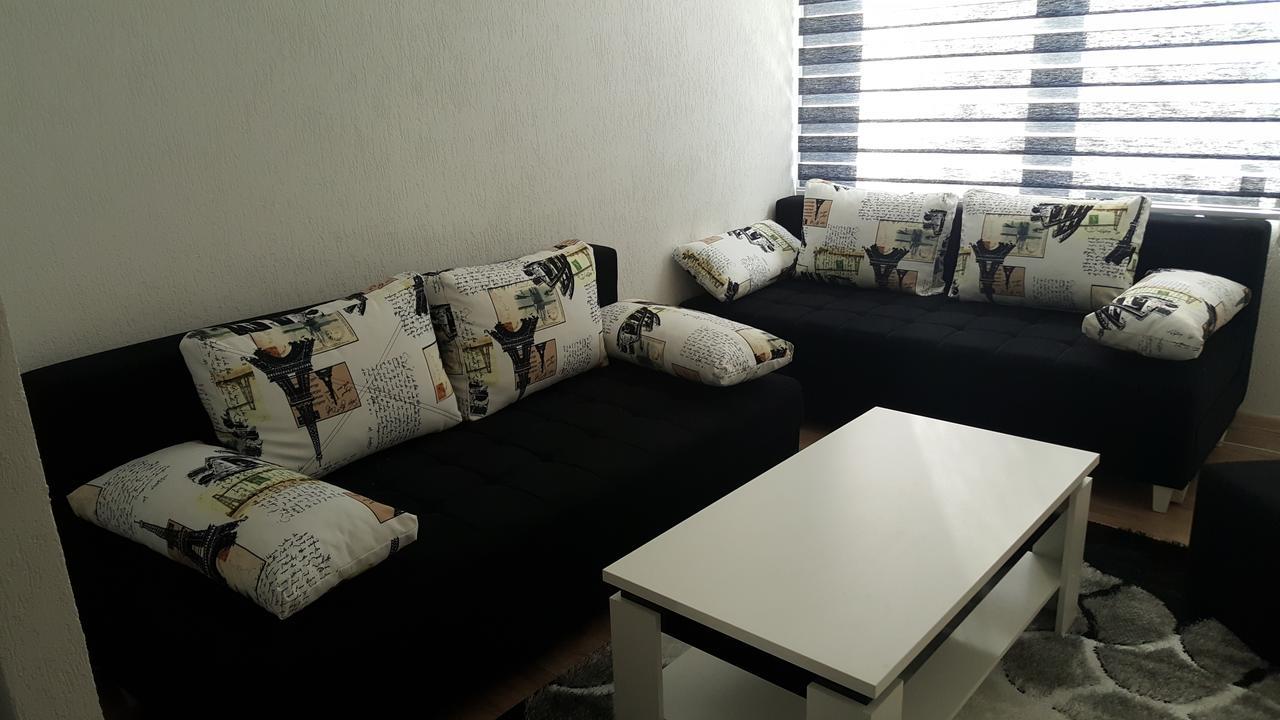 Apartman Kosuta 2 เทียนทิชเท ภายนอก รูปภาพ