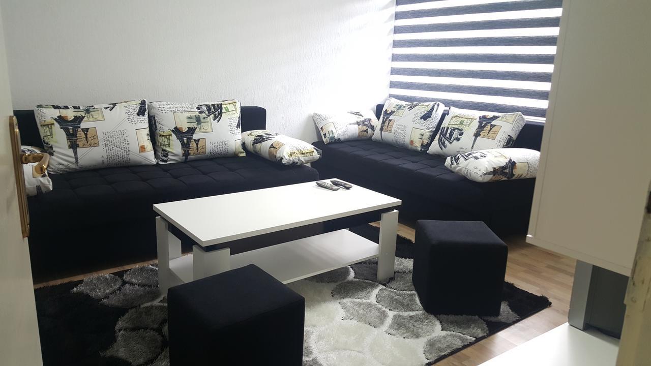 Apartman Kosuta 2 เทียนทิชเท ภายนอก รูปภาพ
