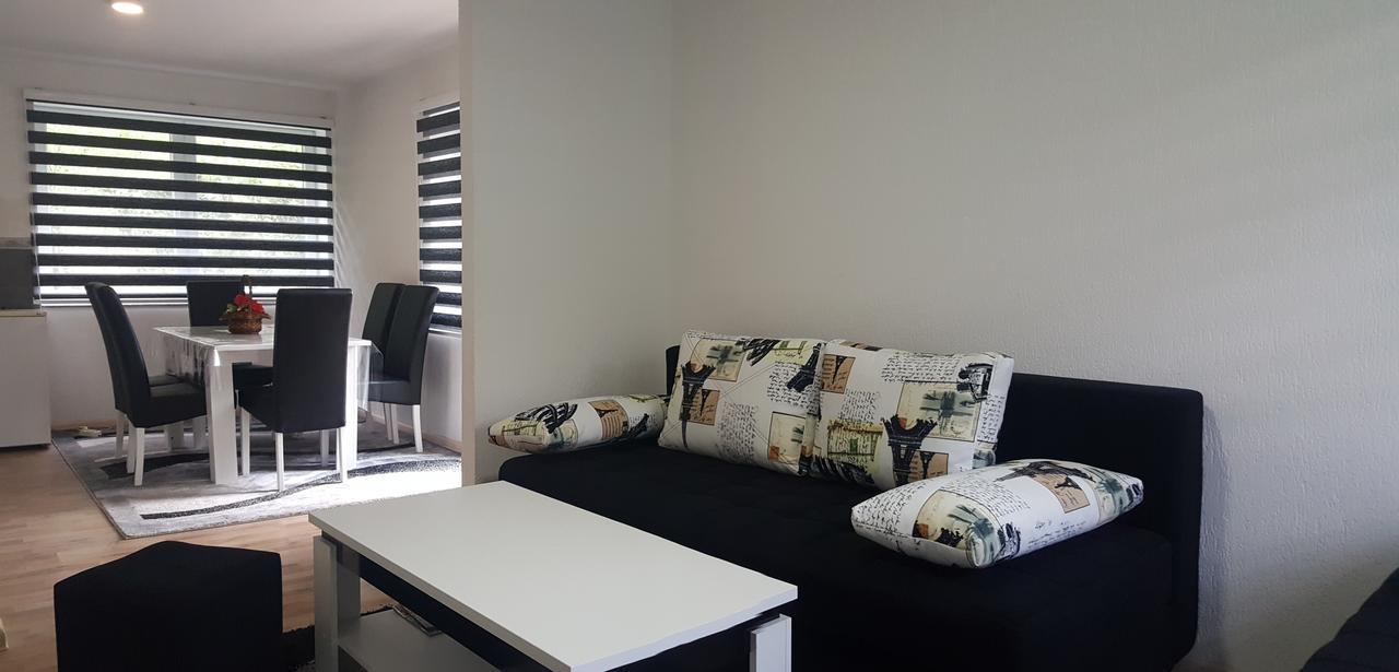 Apartman Kosuta 2 เทียนทิชเท ภายนอก รูปภาพ